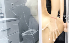 me splooging in the bathroom with a fake penis - Squir7een