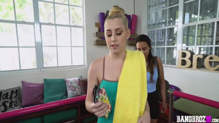 Melody Parker Notice Phat Xxl Manstick Was Real.mp4