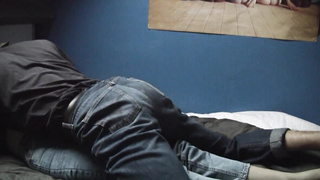 Je monte le stepson pour pas que les parents entendent cette small chienne