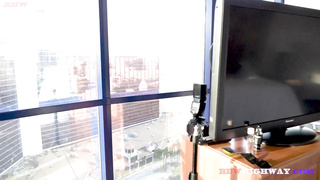 HUGE-CHESTED EBONY FREAKTA1ES HAS INCREDIBLE HEAD ABILITIES