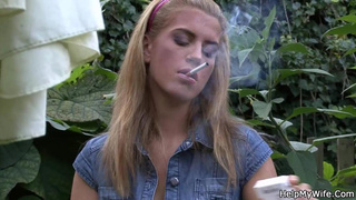 HELP MY WIFEY - Seeing my wifey poke with another dude