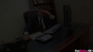 Steaming Ashlyn Rae Strokes Her Flapping Spunk-Pump Chief!