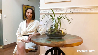 Eve Plays With a Fake Penis in the Bathtub