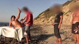 Abspritz-Soiree am Hotelstrand. Freie Loch-Wahl! Jeder darf ran! AO