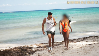 Poking The Saucy Fuckbox Of This Outstanding Damsel Picked Up from the Beach (SUDDEN FINISHING)