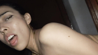 HUMUNGOUS ARSE BRILLIANT TEENIE DOGGY STYLE