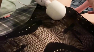 Crazy stud is using 2 fuckfest playthings at the same time to make himself jism