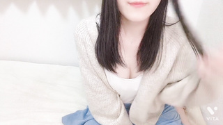 クリ責めしたらおちんぽ欲しくておかしくなっちゃった/Japanese college girl strokes with nub