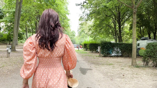 DEFONCE ASS FUCKING CONDOM-FREE pour Clémence AUDIARD en camping camper !