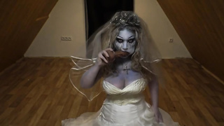 Platinum-Blonde stunner is fellating a enormous, faux jizz-shotgun while clad up in a Halloween zombi- bride costume