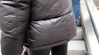 Public Fuck-A-Thon in The Locker Apartment With Jism - Camshot