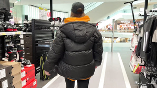 Public Fuck-A-Thon in The Locker Apartment With Jism - Camshot