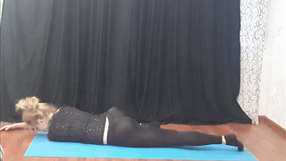 Strengthening The Spine And Spreading - Dariana Fit