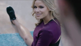 Thick bootie brown-haired doesn't want a internal ejaculation, even tho she luvs to have without a condom fucky-fucky