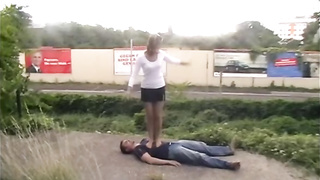 outdoor stomping in tights