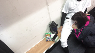 部室でハメ撮り。