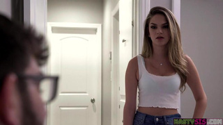 Chloe Virgin and Ms Faris In Bet on Humid.mp4 (chloecherrys )