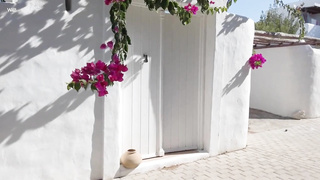 Alissa Foxy - Dual Happiness in 4K