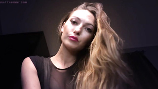 Attractive honey is doing killer stuff with her lips in front of the camera and luving it