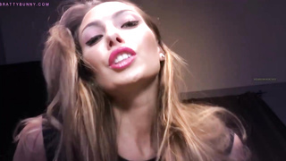 Attractive honey is doing killer stuff with her lips in front of the camera and luving it