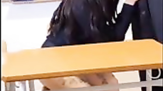 Korean student was caught on gauze while she was gargling her teacher's shaft in the classroom