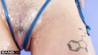 Pulverize Surprise - Haley Reed Lubed Up And Prepared To Pulverize A Rock Hard BIG BLACK COCK