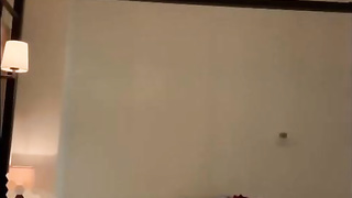池袋でナンパしたエロ過ぎる人妻に大量中出し　騎乗位で乱れ丁寧なフェラチオでご奉仕　最後までねっとり濃厚フェラと痙攣イキが最高にエロい