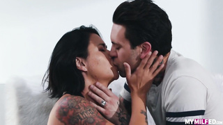 Dana Vespoli Cougar Uncovered Vignette four