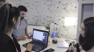 CUÑADA - Morocha culona me pide que la coja duro