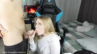 Помог с уроками и получил отсос в благодарность - Molly Sweety