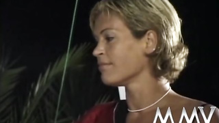 Mature blondes are having a crazy 3 way with a glorious boy, in the middle of the night