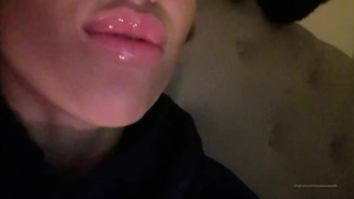 Doll with sensuous lips is doing softcore stuff on web cam, because it perceives so boinking superb