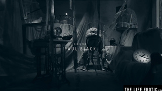 Observe a wild deprived bride fap to a mindblowing ejaculation