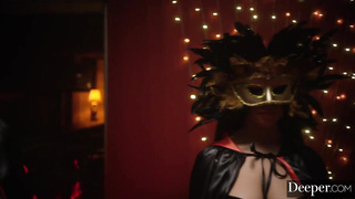 Jaw-Dropping women are orgying in the night bar and yelling while feeling highly heavy climaxes