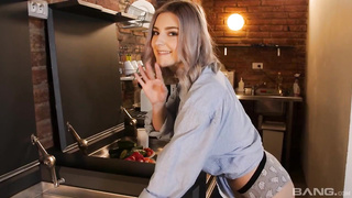 Young Big-Chested Eva Elfie Ravaged For The Dinner