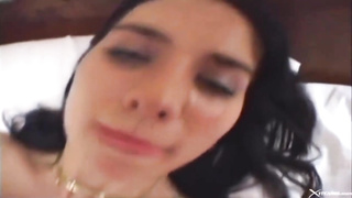 Promiscuous Filipina is getting boned in the middle of the day, in a motel guest room