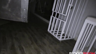 Ample bum black-haired with brief hair enjoys casual four ways and has a thing for slurping beaver