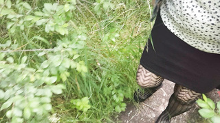 Peeing in bushes