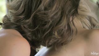 Bellow for his juices