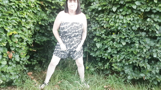 Piss in public 5