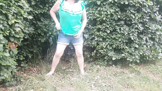 Pee in public 8