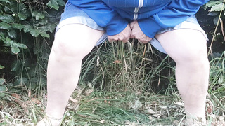 Pissing in public 10