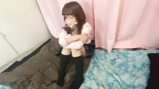 女◯高生デリと布団の上でハメ撮りSEX。一回６万円支払った。※個人撮影
