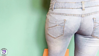 Soaking My Underpants. Urinate On My Clothes And Into A Bowl. Golden Douche. Piss Desperation - Mischievous Dove