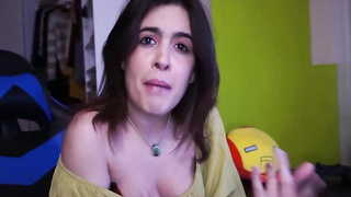 Uber-Cute chick is frequently observing porno and thinking about doing mischievous stuff with her paramour