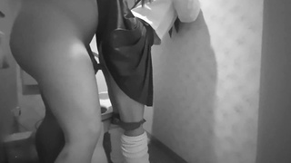 トイレで中出しSEXするの最高♡【スマホ盗撮】