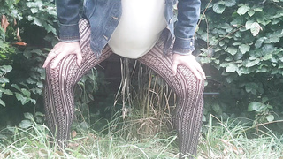 Pissing in public 11