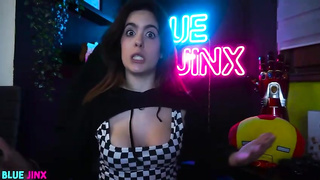 Yinyleon is having super-steamy fuckfest in a motel guest room, in the middle of a stunning day