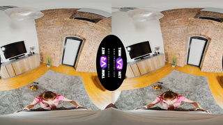 TmwVRnet - Julia Crimson - Banana in my gullet