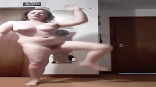 Nude inexperienced honey is doing some kind of a exercise in front of the web camera